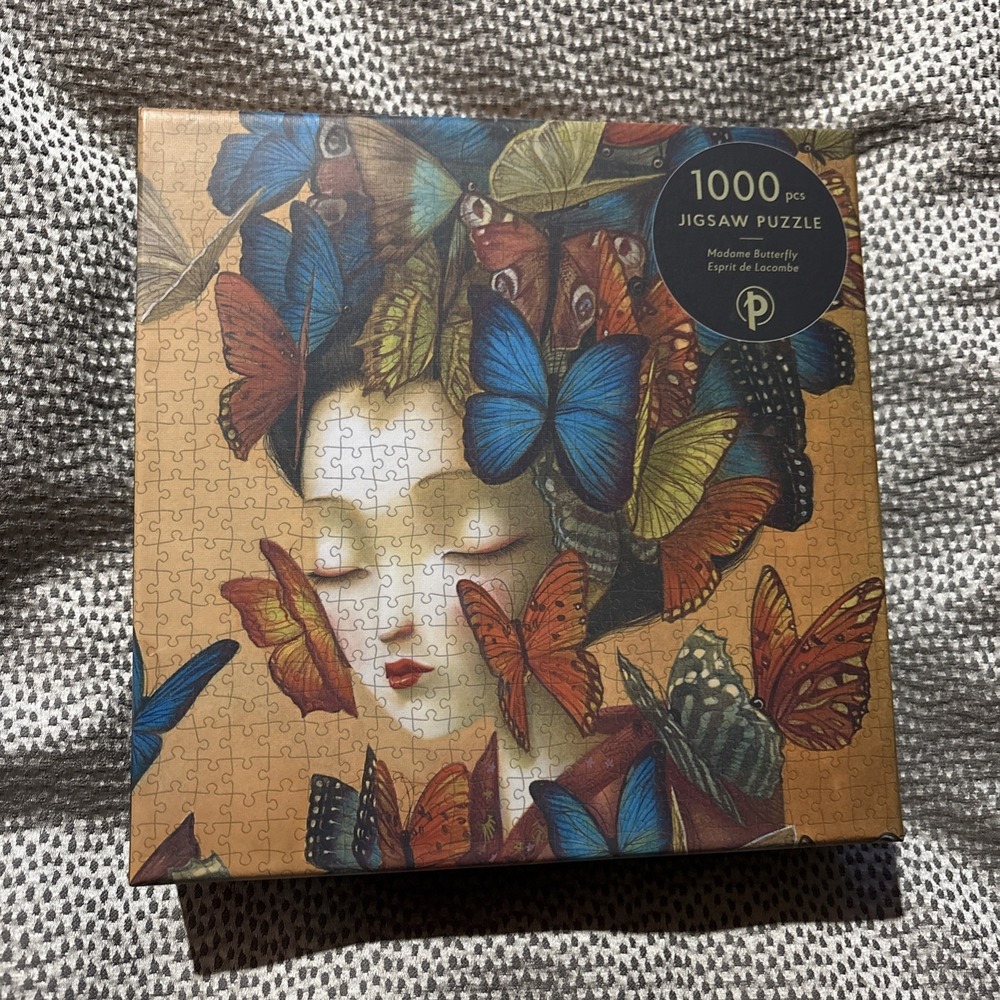 Madame Butterfly (Esprit de Lacombe) 1000 Piece Jigsaw Puzzle